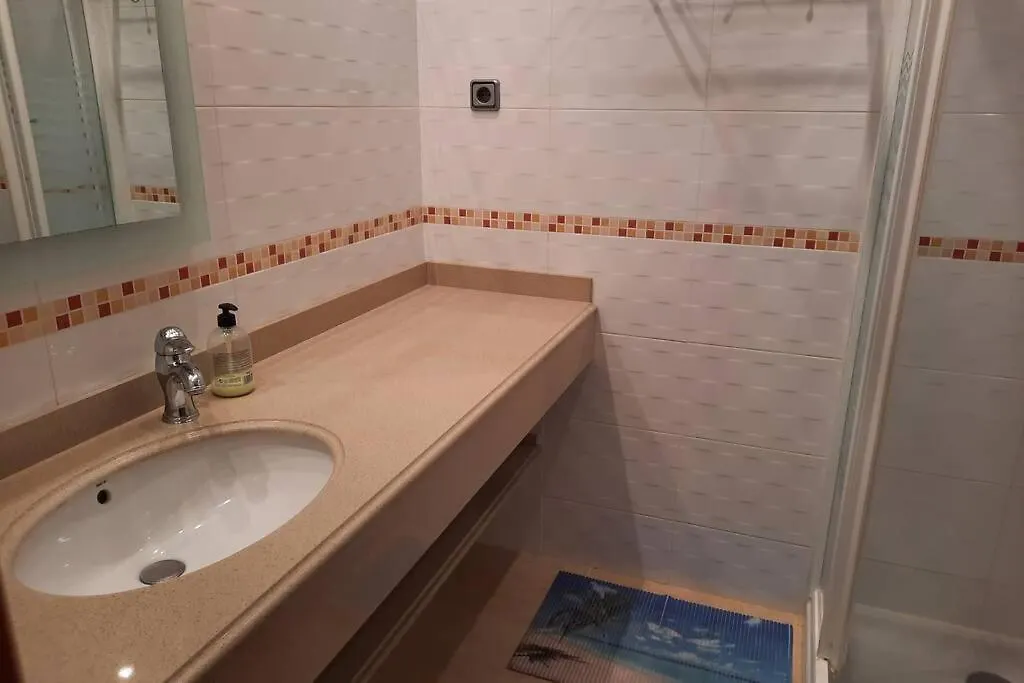 Apartamento Con Piscina, En Primera Linia De Mar. Cambrils